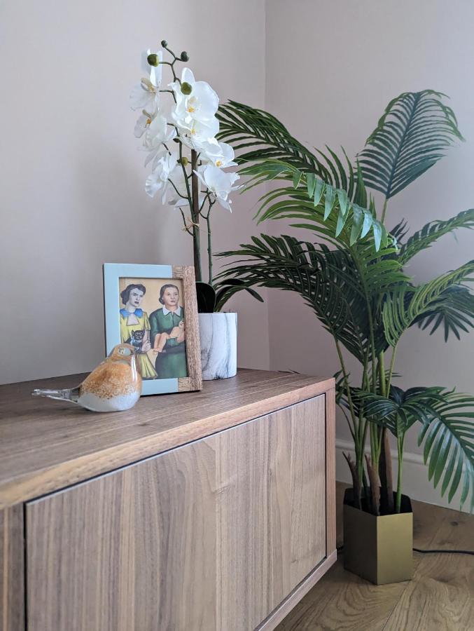 Gorgeous Apartment Wood Green Palmers Green Kültér fotó