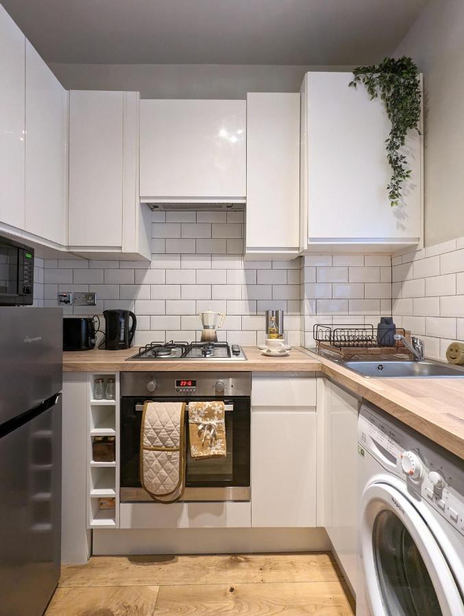 Gorgeous Apartment Wood Green Palmers Green Kültér fotó