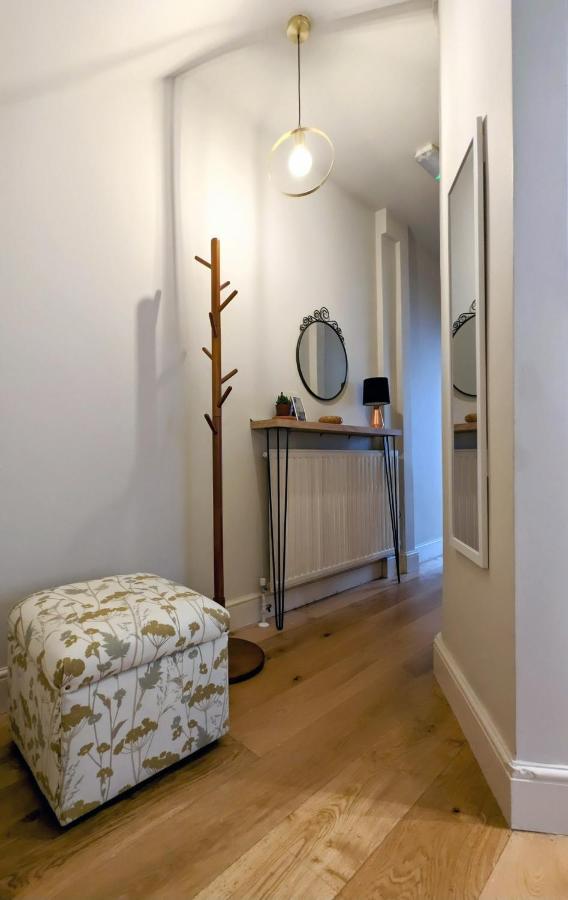 Gorgeous Apartment Wood Green Palmers Green Kültér fotó